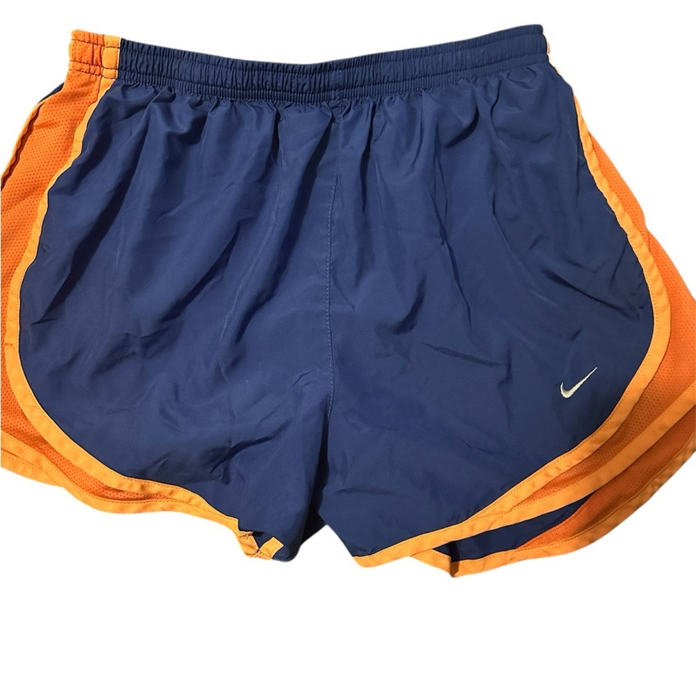 Nike Dri Fit Size Medium Shorts Women Embroidered Swoosh